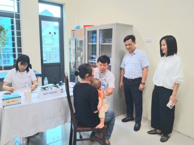 TRẠM Y TẾ PHƯỜNG CHƯƠNG MỸ TRIỂN KHAI KHÁM SỨC KHỎE MIỄN PHÍ CHO TRẺ DƯỚI 6 TUỔI