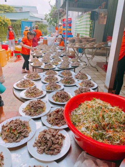 NHẬN BIẾT THỰC PHẨM HƯ HỎNG VÀ BIỆN PHÁP BẢO QUẢN TRONG MÙA HÈ NẮNG NÓNG ĐỐI VỚI CÁC BỮA CỖ ĐÔNG NGƯỜI