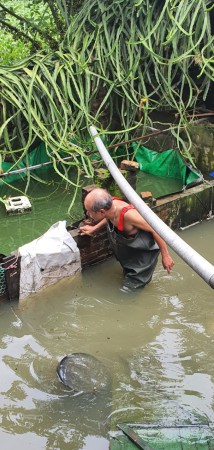 Trung tâm Y tế huyện Chương Mỹ khuyến cáo người dân chủ động phòng tránh các bệnh truyền nhiễm thường xảy ra sau cơn bão số 3.