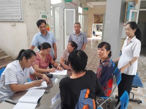 Trạm y tế phường Chương Mỹ tổ chức khám sàng lọc Ung thư vú và Ung thư cổ tử cung