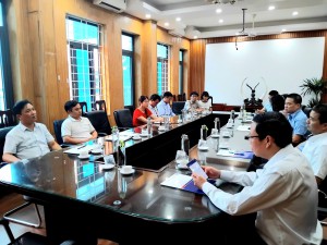 Bệnh viện Ung bướu Hà Nội kiểm tra, giám sát hoạt động phòng, chống ung thư tại Trạm Y tế phường Chương Mỹ.