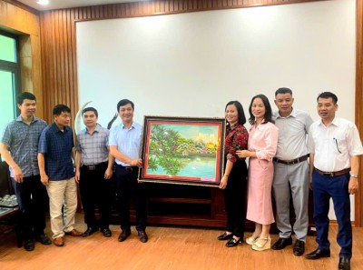 TRẠM Y TẾ XÃ THANH OAI THĂM QUAN, TRAO ĐỔI KINH NGHIỆM TẠI TRẠM Y TẾ PHƯỜNG CHƯƠNG MỸ